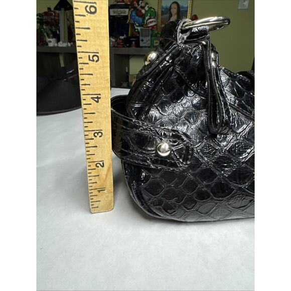 Guess Y2K black croc-embossed patent leather shoulder bag/mini purse - Picture 9 of 13